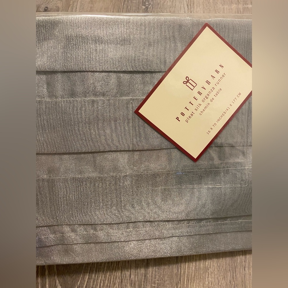 Pottery Barn Pleat Silk Organza Runner 16” X 70” Silver Shiny NIP - Picture 3 of 9